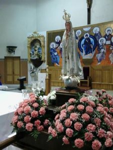Procesión en Isla Cristina de la Virgen de Fátima