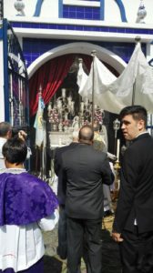 La Hermandad del Rocío de Isla Cristina en la Santa Misa y Procesión del Corpus Christi