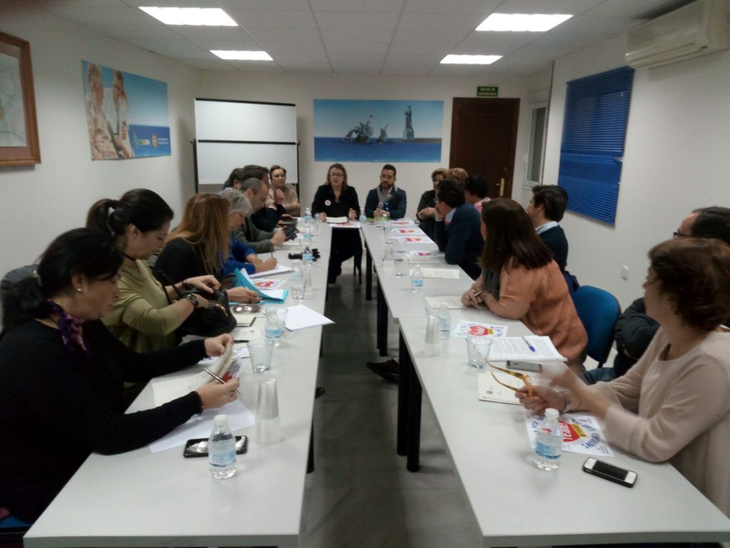 Información sobre reunión Huelvaporunasanidaddigna con Partidos Politicos