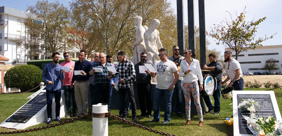 Isla Cristina rinde homenaje a nueve marineros desaparecidos en 1917