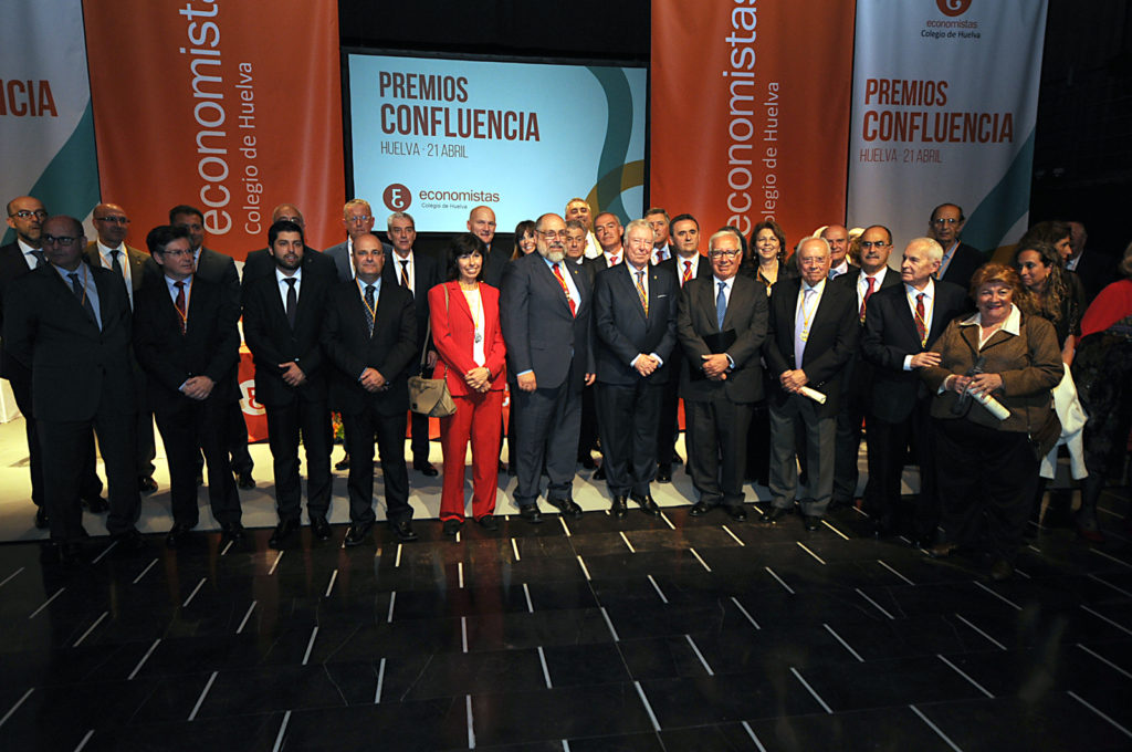 José Luis García Palacios al recibir el I Premio ‘Confluencia’: “Llevamos 25 años esperando que llegue el AVE”