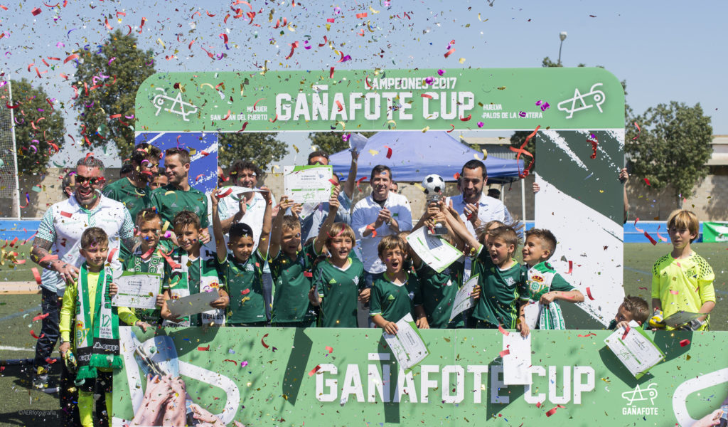 El Real Betis, ganador de la Gañafote Cup Prebenjamín