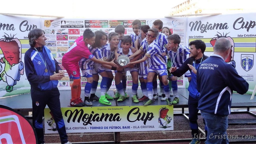 Real Club Recreativo de Huelva y C.D. Sededos Campeones de la “I Cup Mojama de Isla Cristina”