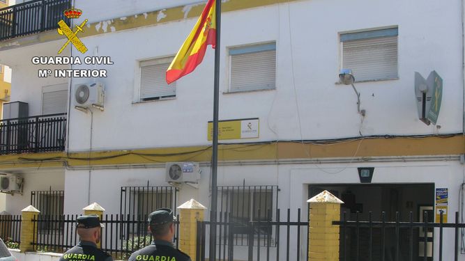 Cinco detenidos y otros cinco investigados por robos en Isla Cristina