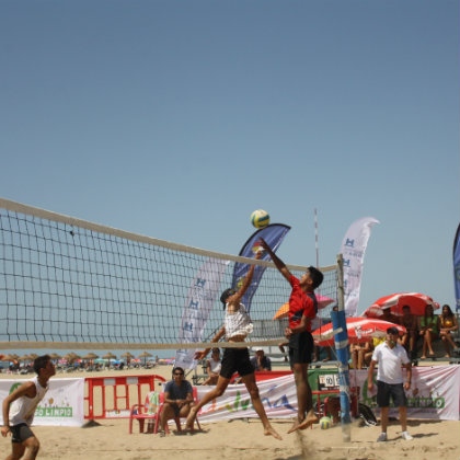 Isla Cristina acoge el próximo sábado la última prueba del circuito de voley playa