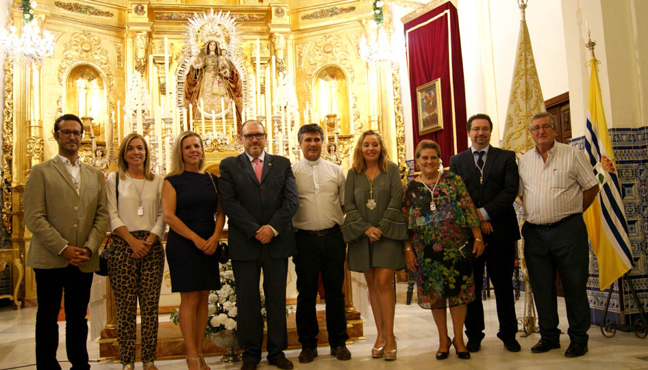 Jerónimo Sosa declama a la Virgen del Rosario, Patrona de Isla Cristina