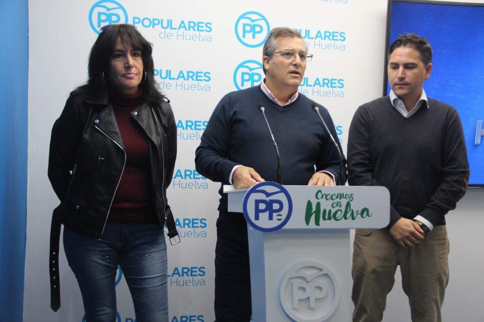 El PP de Isla Cristina pide a PSOE y PA que readmitan a los despedidos por el ERE en la anterior legislatura