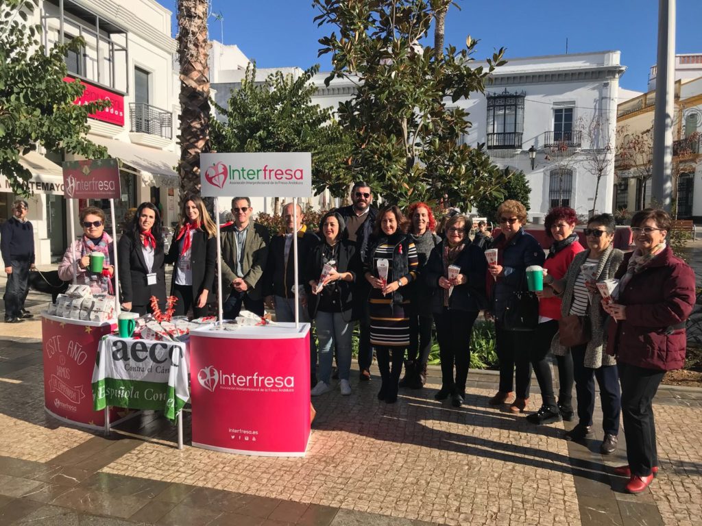 Comercios de Huelva colaborarán este domingo con Interfresa y la AECC en la iniciativa solidaria ‘Campanadas con fresas’