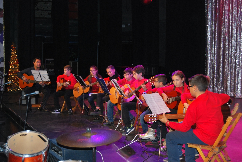 El Conservatorio de Música de Isla Cristina ofreció su tradicional concierto navideño