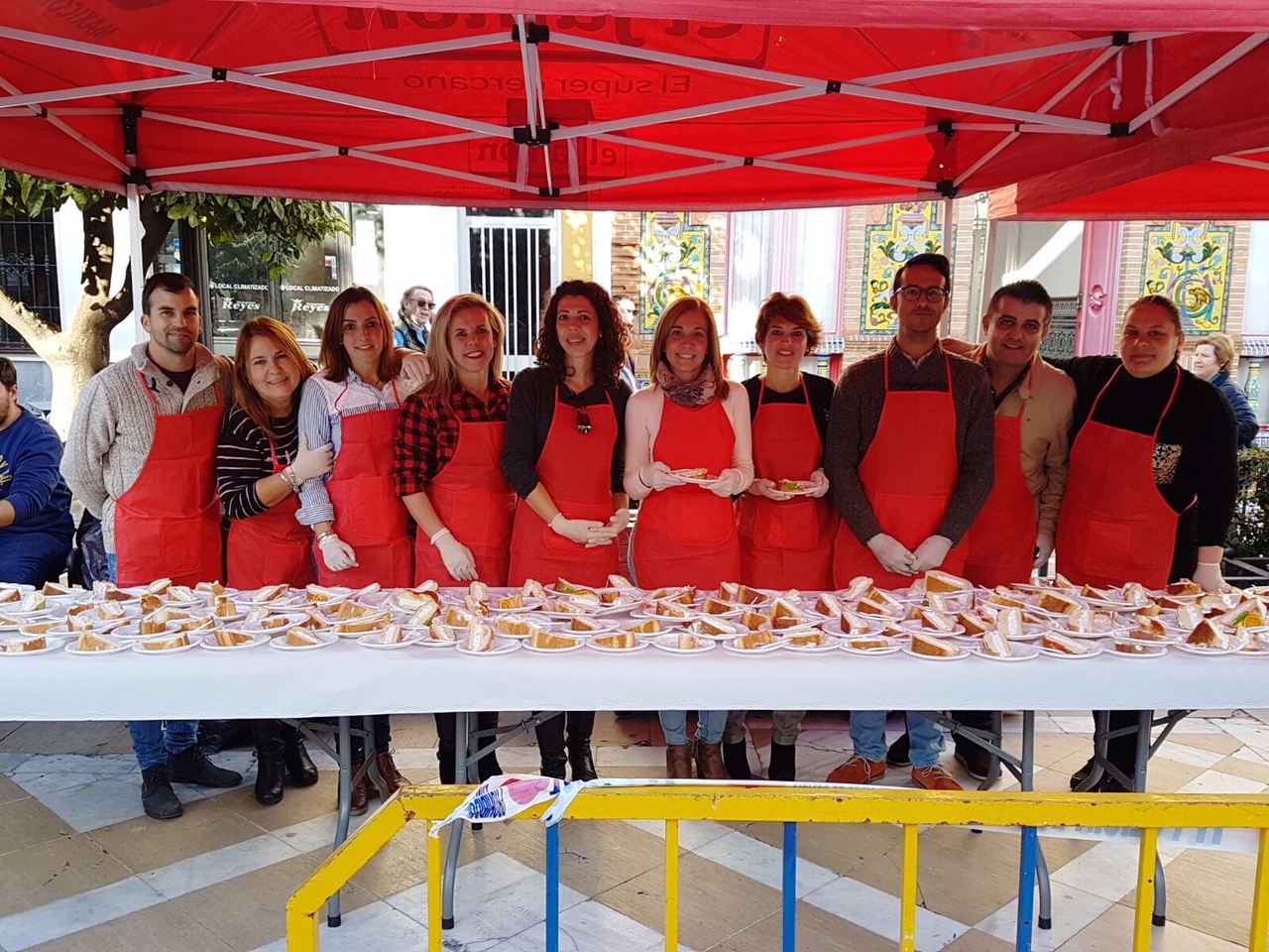 El Ayuntamiento de Isla Cristina Invitó a Chocolate y Roscón de Reyes