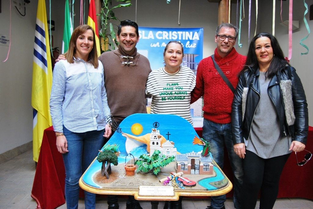Rafael Rodríguez “Fae” dona su galardón “Pito de Caña” al Museo del Carnaval de Isla Cristina