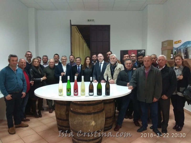 Ayuntamientos y Cooperativas vitivinícolas se comprometen a mantener el cultivo del viñedo tradicional en Doñana