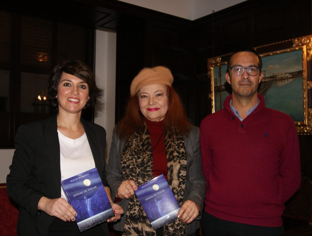 La escritora Alicia Romano presenta su novela en Isla Cristina