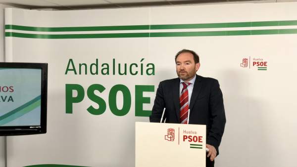 Alcaldes del PSOE presentan candidatura