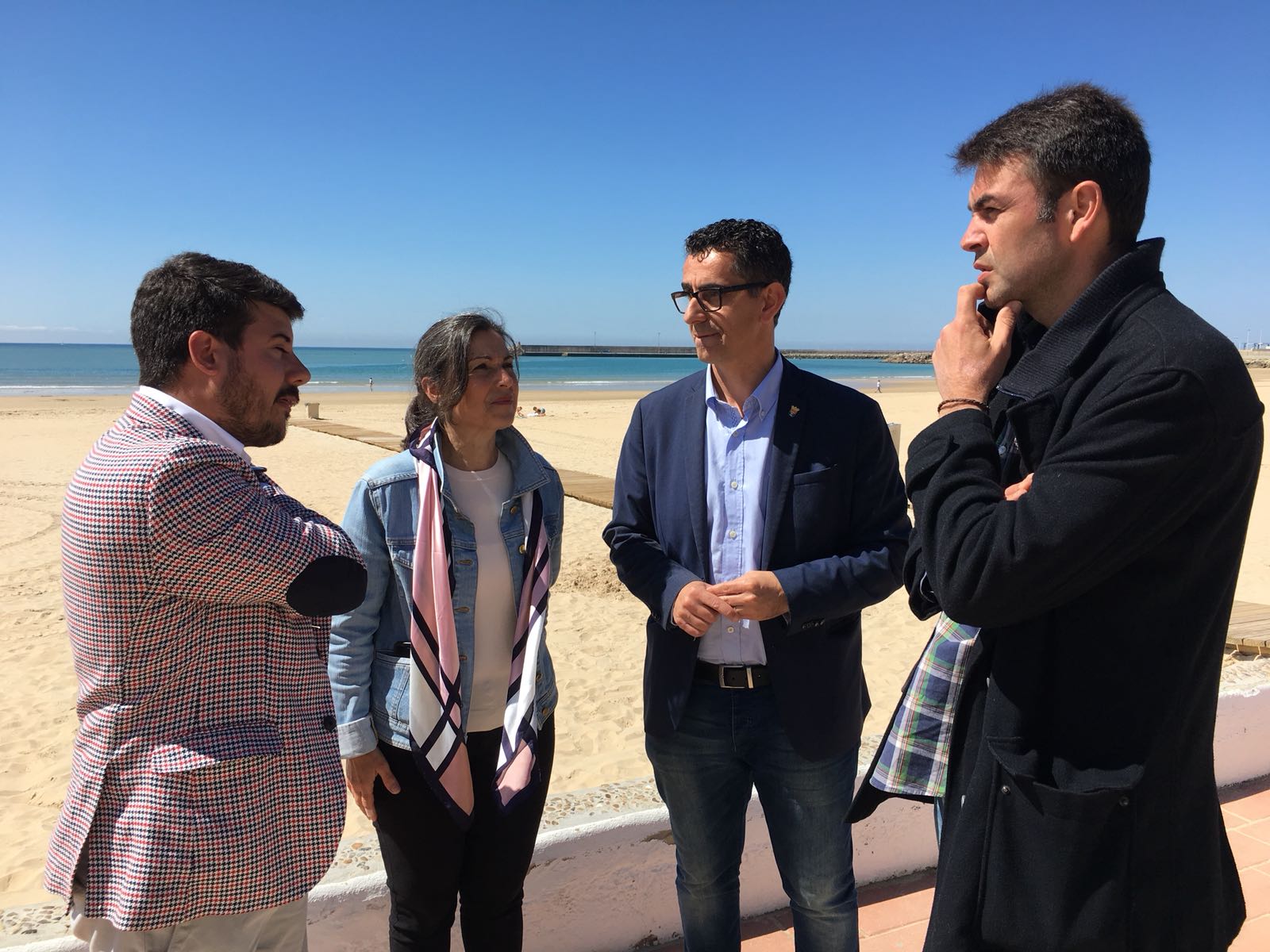 AxSí exige respuestas al flujo migratorio en la costa andaluza