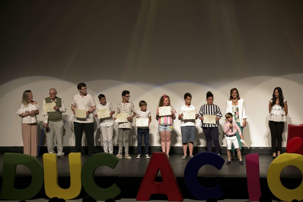 El Ayuntamiento de Isla Cristina rinde un año más homenaje a la Comunidad Educativa