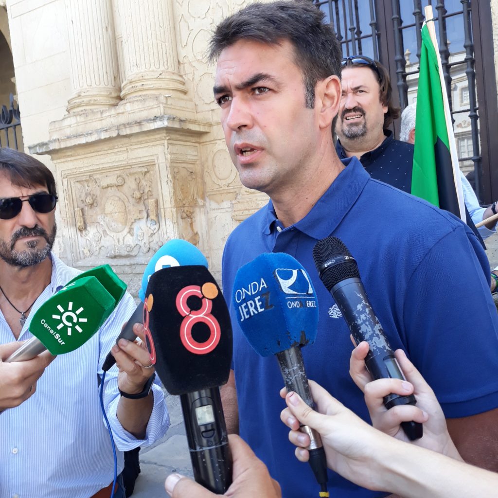 Joaquín Bellido (AxSí) presenta su candidatura a la presidencia de la Junta de Andalucía